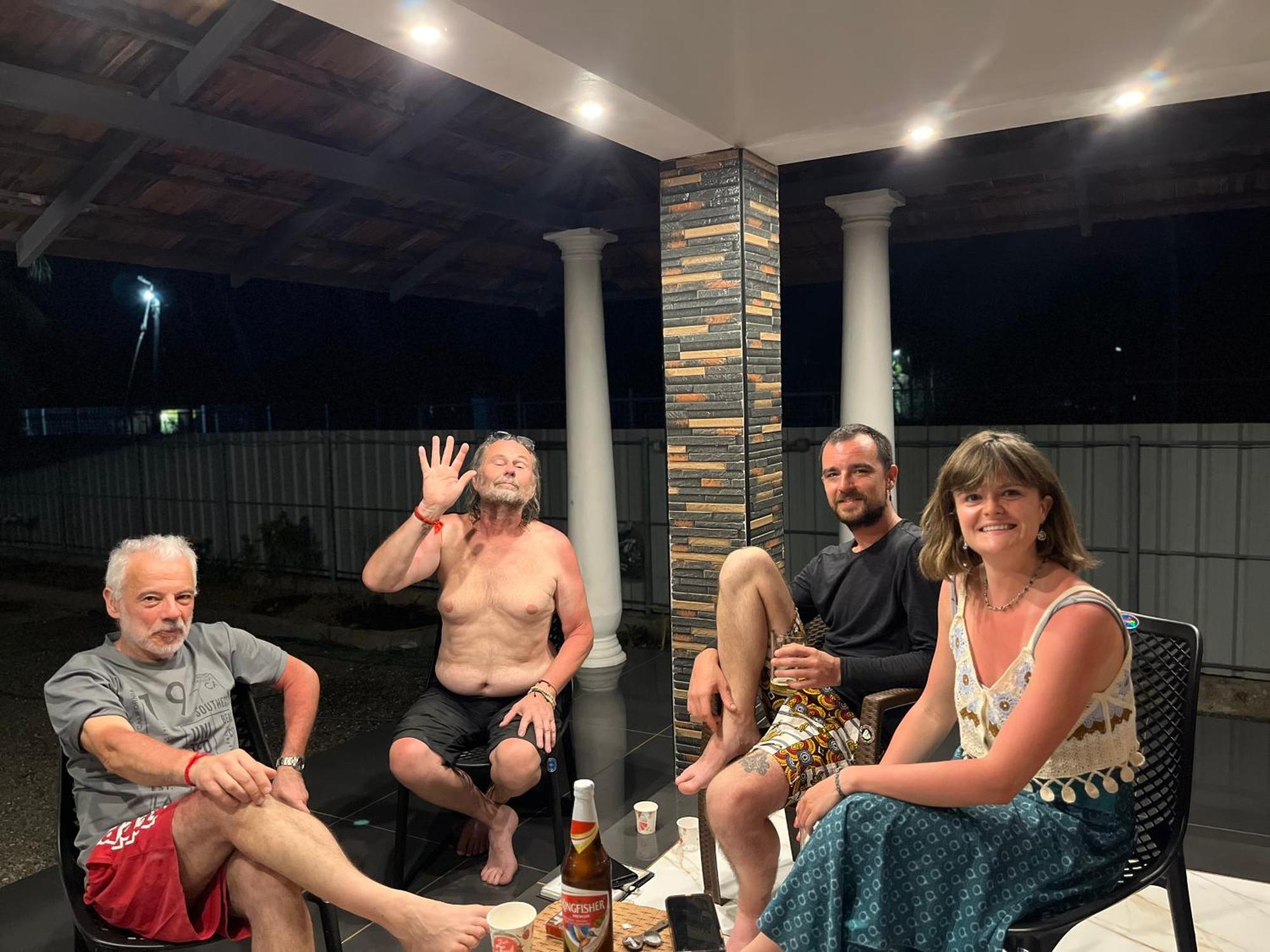 Riverrootsstays Mundrothuruth Exteriör bild